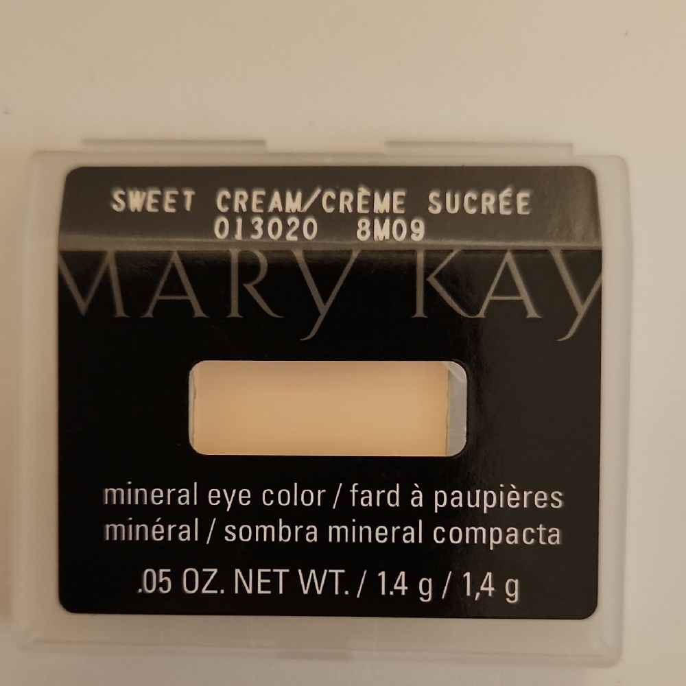 Mary Kay Sweet Cream Mineral Eyeshadow